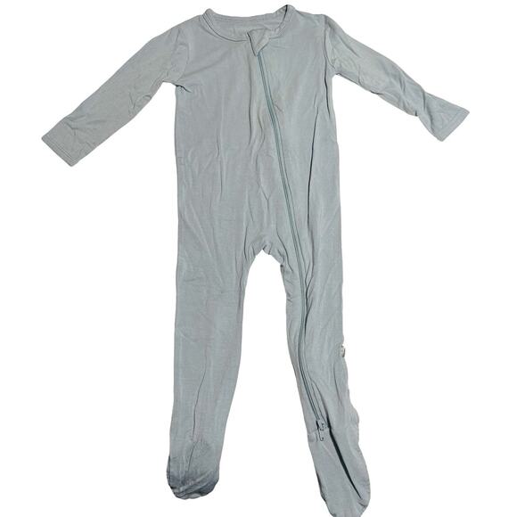 Kyte Baby 9-12 Month Gray Boys Bamboo One Piece Zippy Pajamas Sleeper Footed - Picture 1 of 6